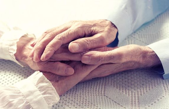 4 Reasons Why Health Insurance is Crucial for Your Elderly Parents