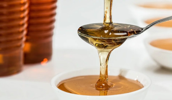 honey for acne scars