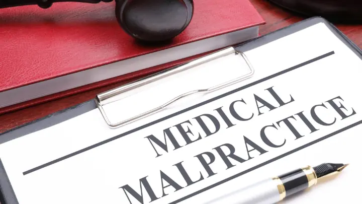 How To Legally Handle Medical Malpractice Injuries